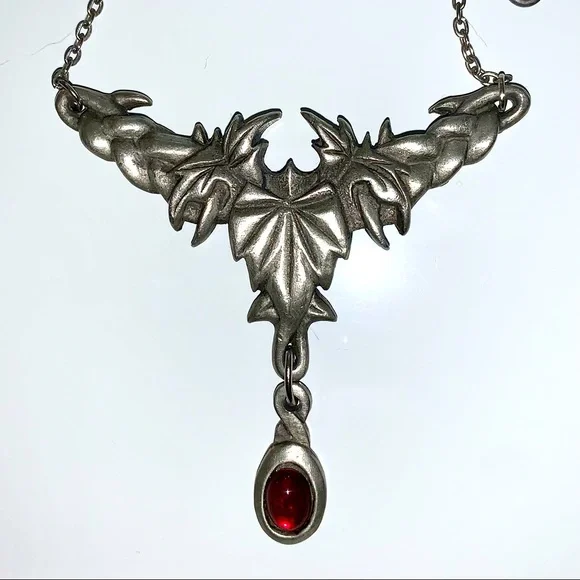 Gothic silvertone metal vines necklace - Picture 1 of 3